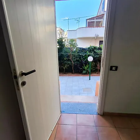 Anthos Sul Mare * カリアーティ